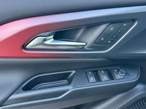 New 2026 Chevrolet Equinox EV RS FWD image 8