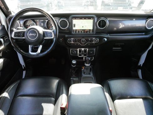 Used 2020 Jeep Wrangler Unlimited Sahara AWD/4WD image 10