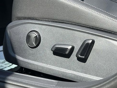 New 2026 Volkswagen Jetta SE image 13