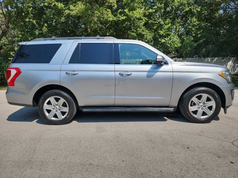 Used 2020 Ford Expedition XLT w/ Equipment Group 202A image 10