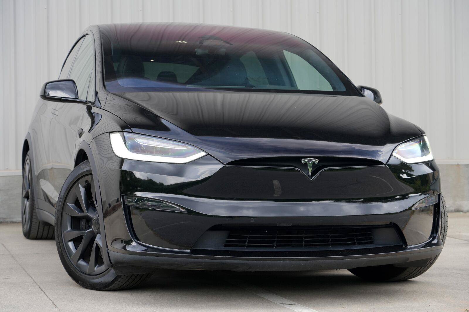 Used 2022 Tesla Model X AWD/4WD image 3