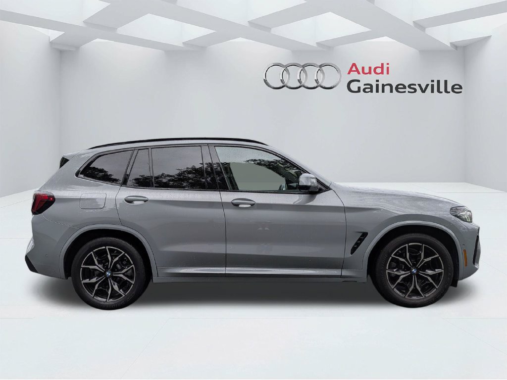 Used 2024 BMW X3 sDrive30i w/ Premium Package RWD image 2