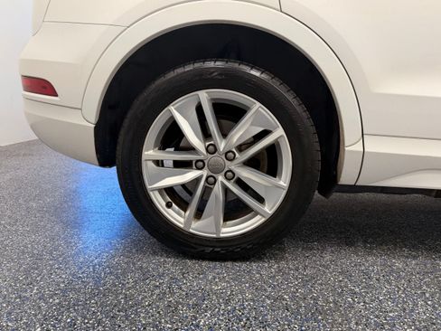 Used 2018 Audi Q3 2.0T Premium w/ Convenience Package AWD/4WD image 13