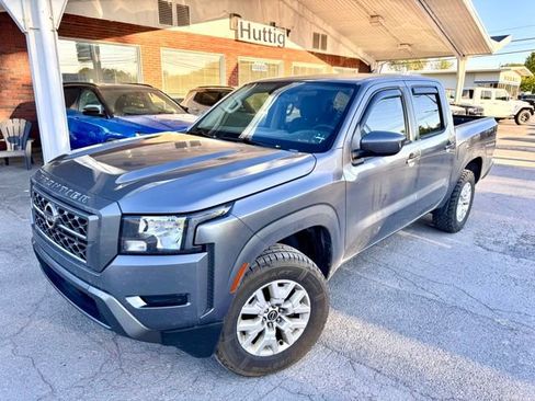 Used 2022 Nissan Frontier SV AWD/4WD image 1