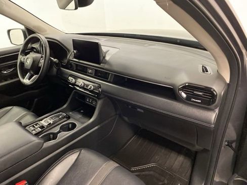 Certified 2025 Honda Pilot EX-L image 22