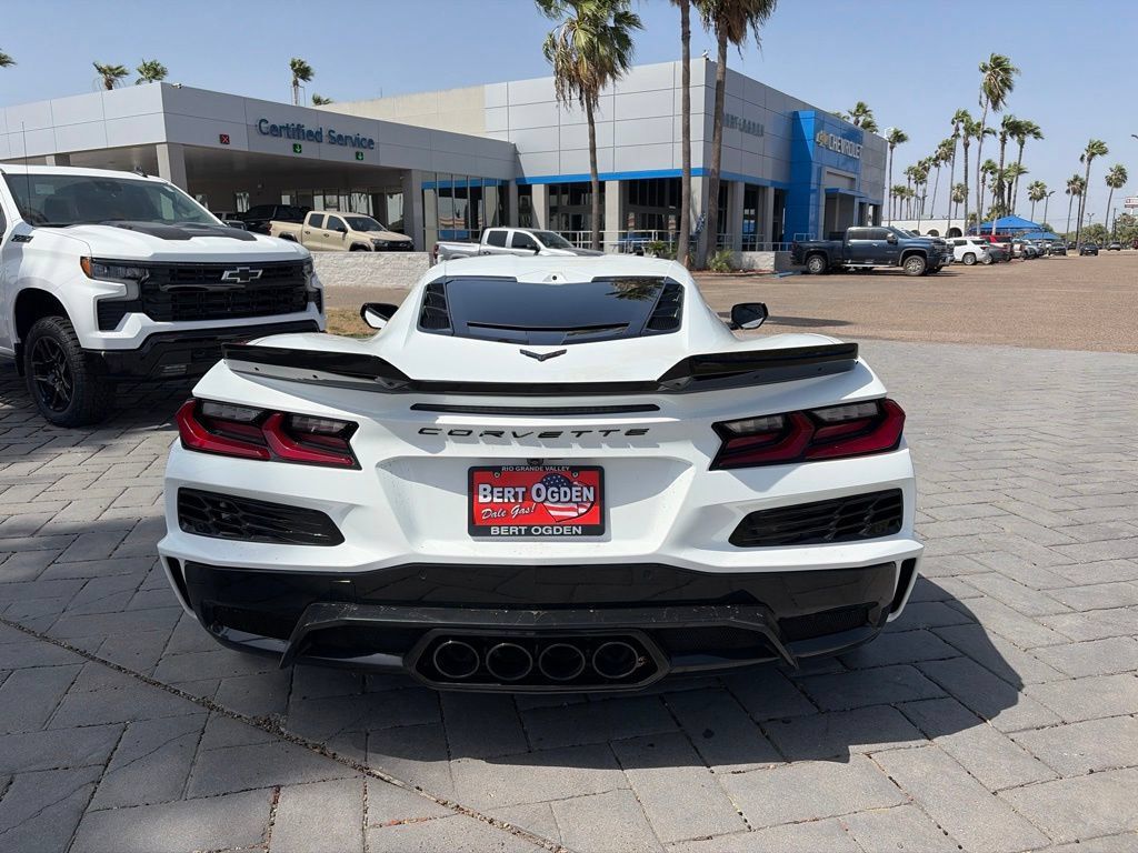 Used 2025 Chevrolet Corvette Z06 w/ Battery Protection Package RWD image 5