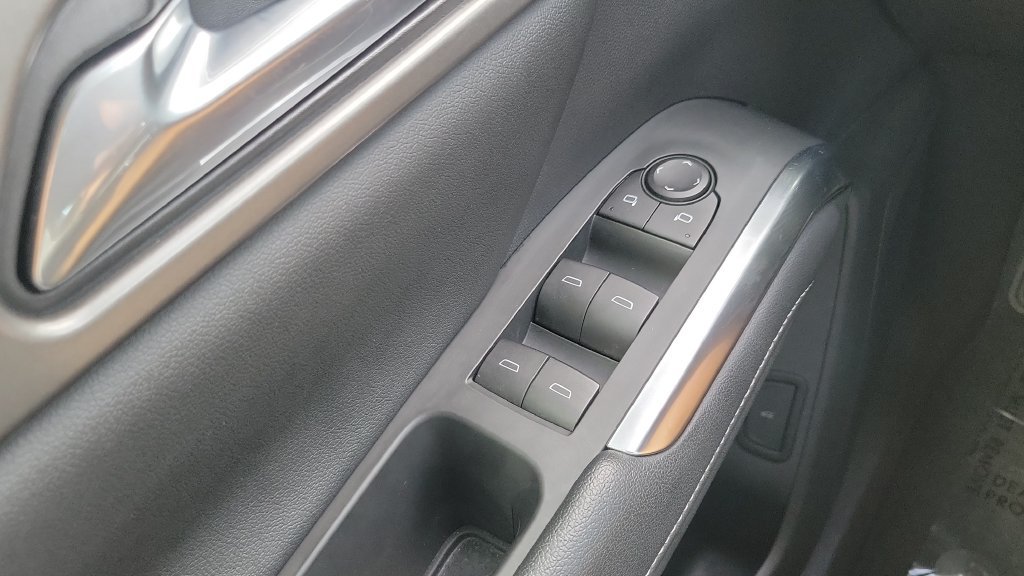 Used 2024 Chevrolet Traverse LS FWD image 19