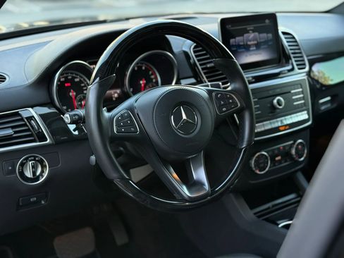 Used 2019 Mercedes-Benz GLS 550 4MATIC image 30