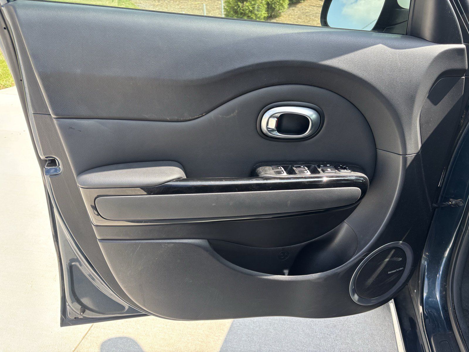 Used 2018 Kia Soul + FWD image 14
