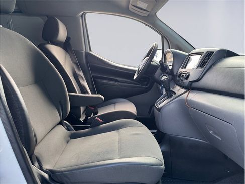 Used 2017 Nissan NV200 S image 15