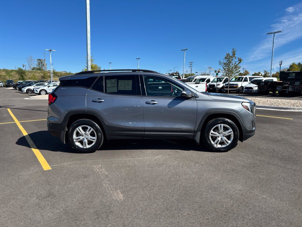 Used 2019 GMC Terrain SLE w/ Driver Convenience Package AWD/4WD image 5