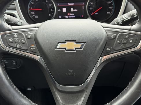 Used 2021 Chevrolet Equinox Premier image 43