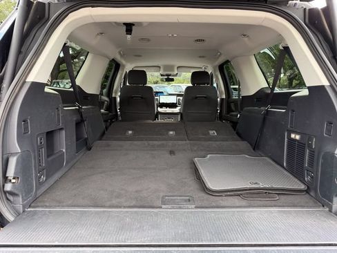 Used 2025 Ford Expedition Max Active AWD/4WD image 21