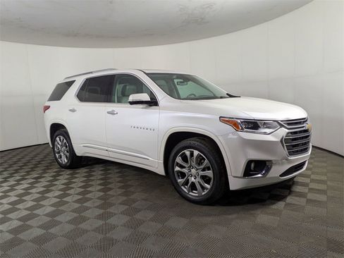 Used 2018 Chevrolet Traverse Premier image 7