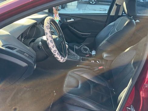 Used 2015 Ford Focus SE w/ Equipment Group 201A image 5