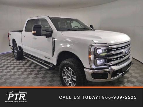 Used 2025 Ford F250 Lariat w/ FX4 Off-Road Package AWD/4WD image 1