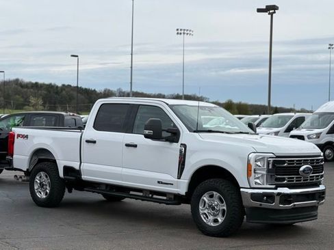 Used 2025 Ford F250 XLT w/ FX4 Off-Road Package AWD/4WD image 31