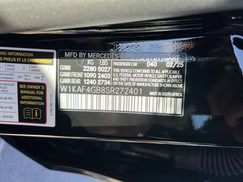 Used 2025 Mercedes-Benz C 300 Sedan image 37