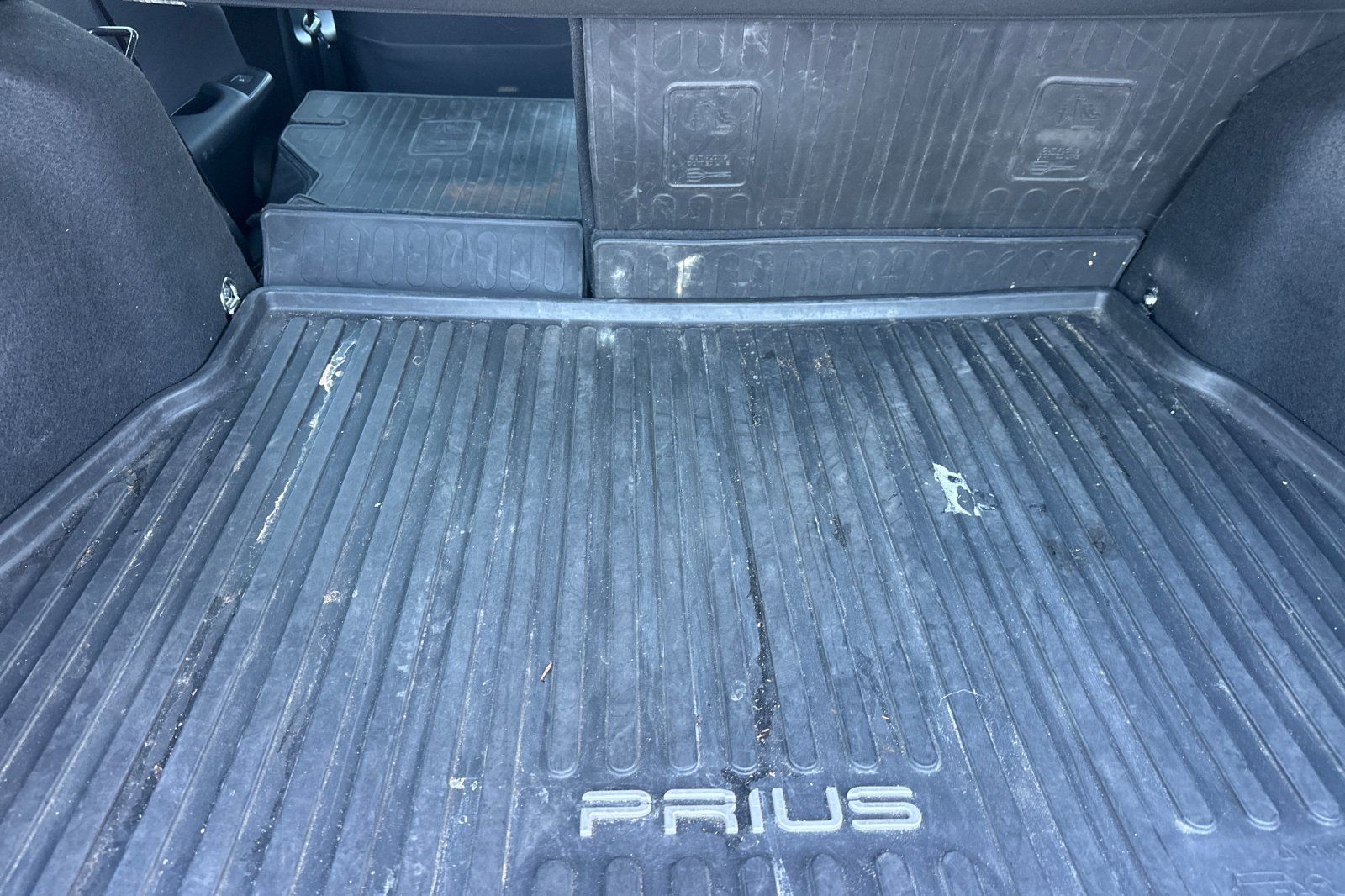 Used 2016 Toyota Prius Three FWD image 18