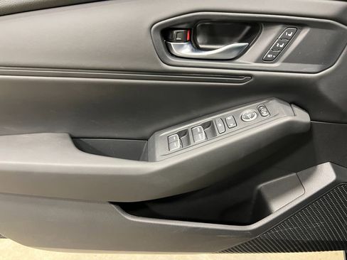 New 2025 Honda Accord EX-L image 19