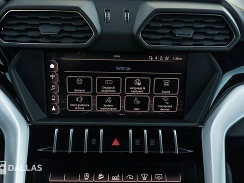 Used 2019 Lamborghini Urus image 25