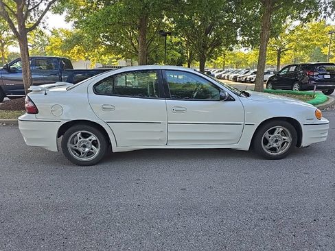 Used 2003 Pontiac Grand Am GT FWD image 9