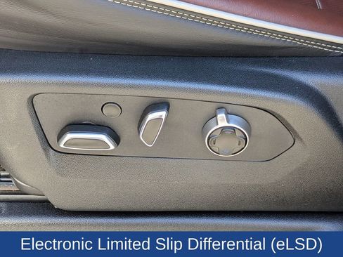 Used 2024 GMC Yukon Denali Ultimate image 15