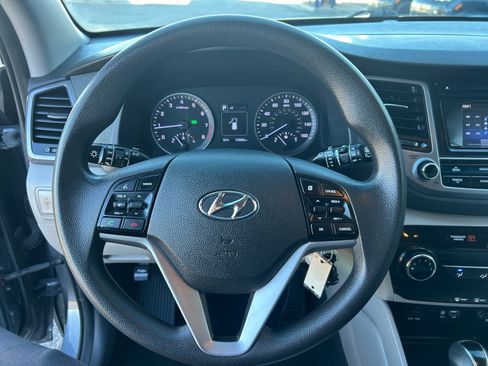 Used 2017 Hyundai Tucson SE image 15