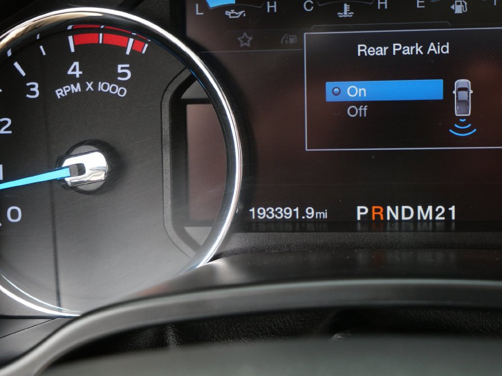 Used 2019 Ford F350 Platinum w/ Platinum Ultimate Package AWD/4WD image 30