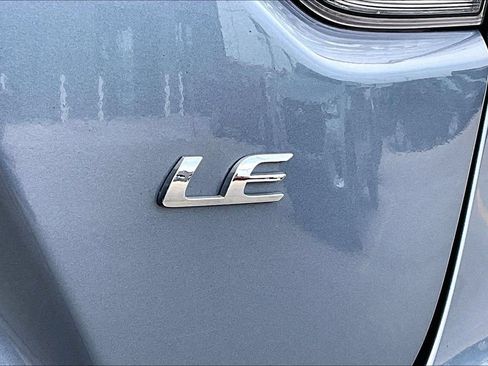 Used 2024 Toyota Corolla LE FWD image 8