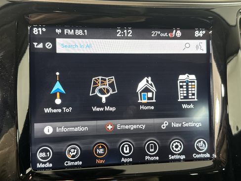 Used 2019 Jeep Cherokee Overland w/ Technology Group image 22