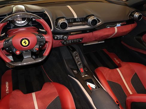Certified 2021 Ferrari 812 GTS RWD image 81