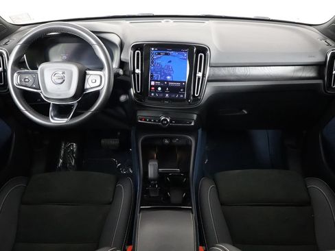 Used 2023 Volvo XC40 Recharge Plus AWD/4WD image 13