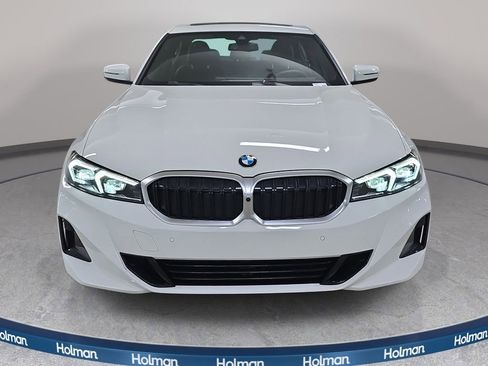 Used 2025 BMW 330i Sedan w/ Convenience Package RWD image 3
