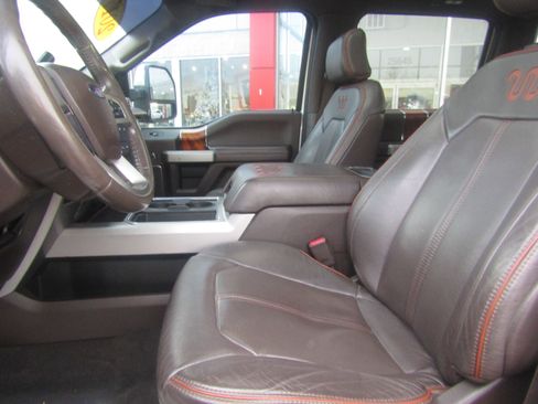 Used 2017 Ford F250 King Ranch w/ King Ranch Ultimate Package image 11