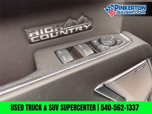 Used 2025 Chevrolet Silverado 1500 High Country w/ High Country Premium Package image 16
