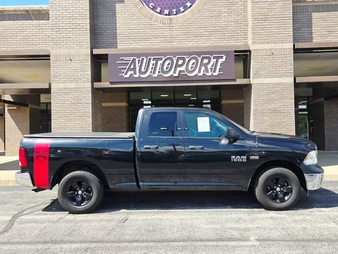 Used 2017 RAM 1500 ST w/ SXT Appearance Group AWD/4WD image 2