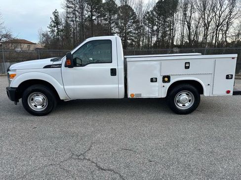 Used 2016 Ford F250 XL w/ Power Equipment Group image 8