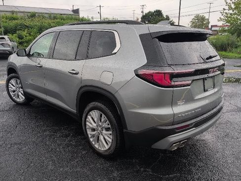 Used 2026 GMC Acadia Elevation w/ Elevation Premium Package AWD/4WD image 3