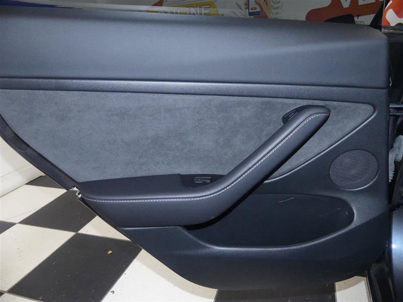 Used 2023 Tesla Model 3 Standard Range RWD image 23