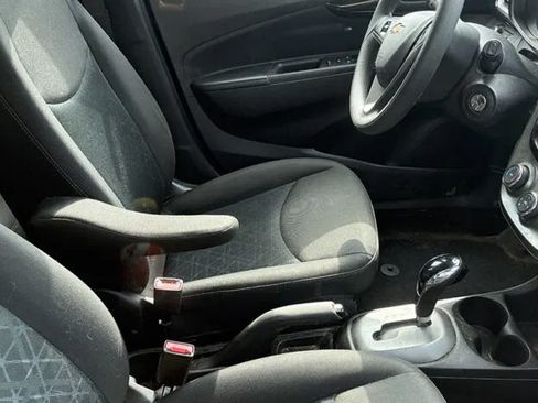 Used 2022 Chevrolet Spark LT FWD image 5
