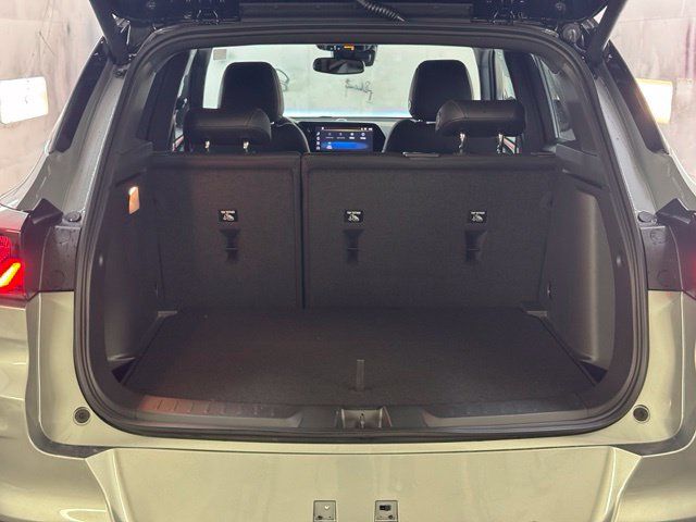 New 2026 Chevrolet TrailBlazer RS w/ Convenience Package AWD/4WD image 31