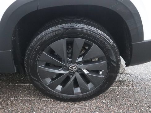 Used 2023 Volkswagen Taos S FWD image 14