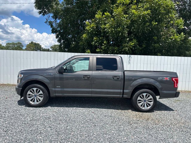 Used 2017 Ford F150 XL w/ Equipment Group 101A Mid RWD image 2