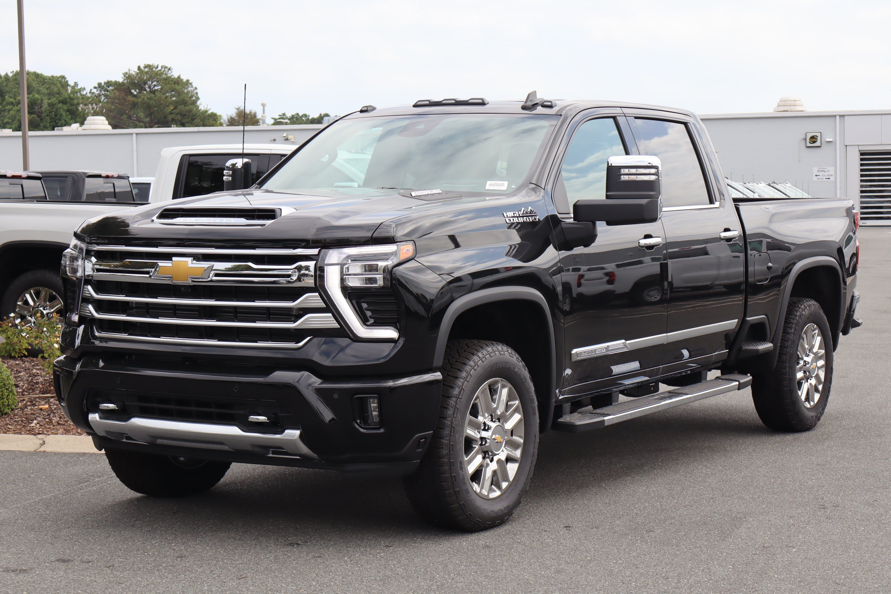 New 2026 Chevrolet Silverado 2500 High Country AWD/4WD image 3