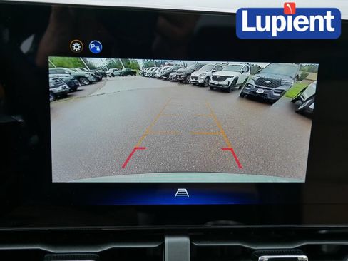 Used 2026 Chevrolet Equinox ACTIV w/ Convenience Package III AWD/4WD image 24