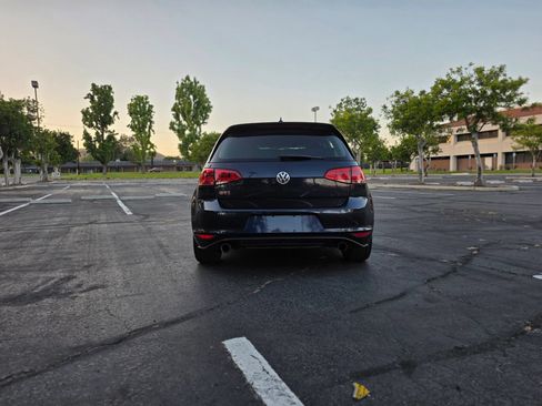 Used 2017 Volkswagen GTI Sport FWD image 5