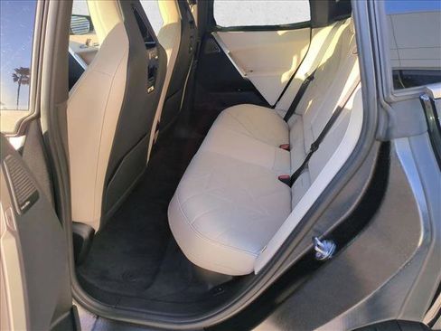 Used 2023 BMW iX M60 w/ Executive Package image 21