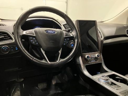 Used 2021 Ford Edge Titanium AWD/4WD image 44