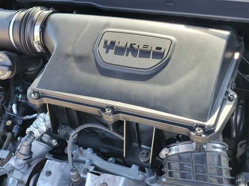 Used 2023 Jeep Compass Limited image 29